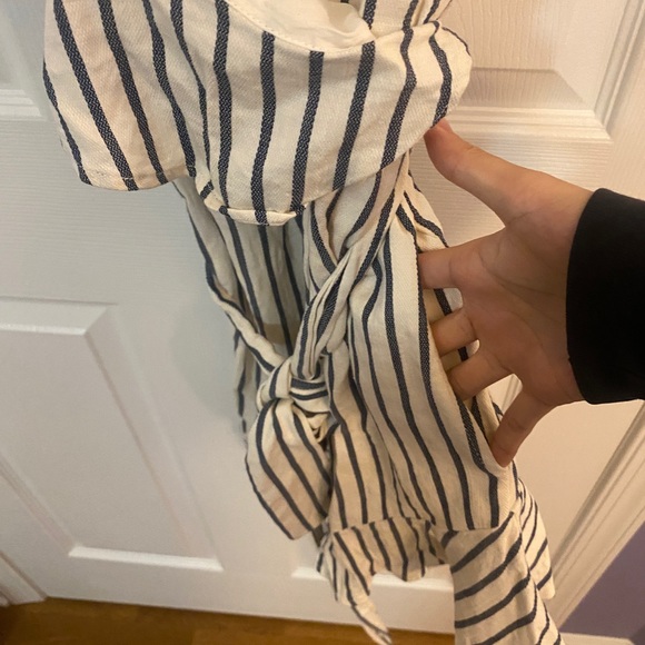 NWOT guess mini stripped dress - Picture 3 of 5
